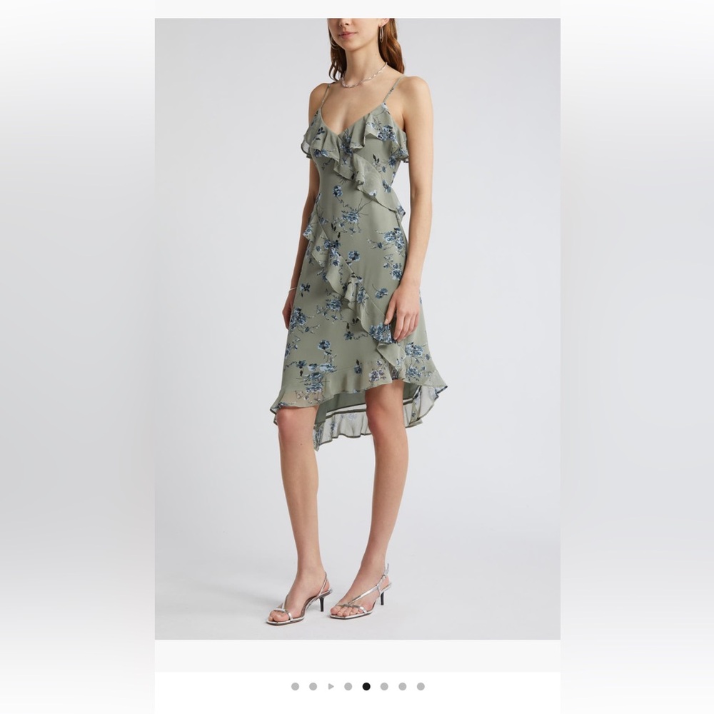 Floral Ruffle Dress in Green XS
